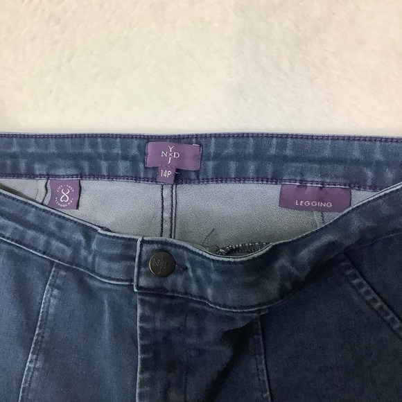 NYDJ Blue Jeans Sz 14P - Picture 3 of 6